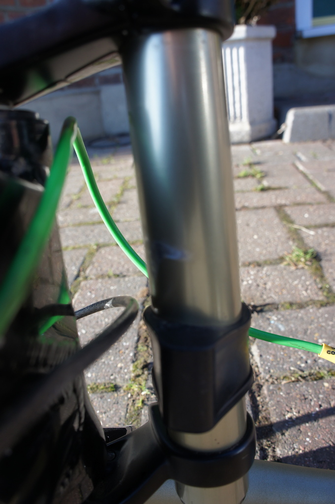 Cable rub on upper stantion