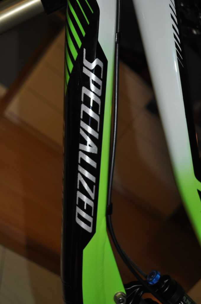 new 2012 specialized demo 8 1 
new mrp chain guide + worlc cup internals and diversedueler shock to come !