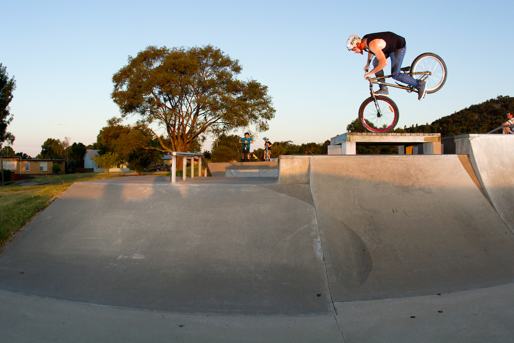 Footjam on our ghetto sub down at the park made out of a table and bricks. works a treat! Photo by Harley on my camera