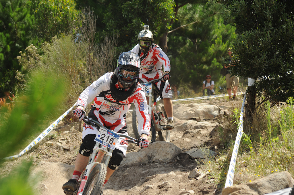 Photo courtesy of http://theroostmag.com.au/
Team news at www.facebook.com/trailmixproconracing
