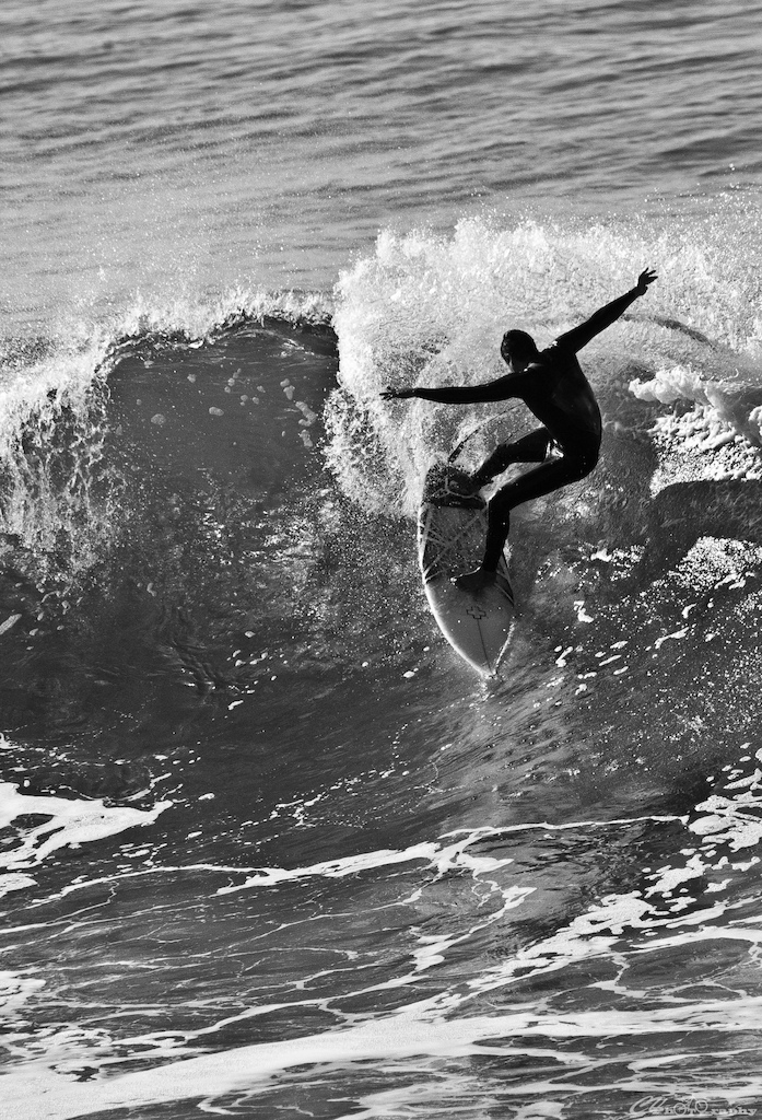 spent some time at the Beach yesterday and came away with some sweet surf photos

Photo Cred Cade VanHeel (suspended)