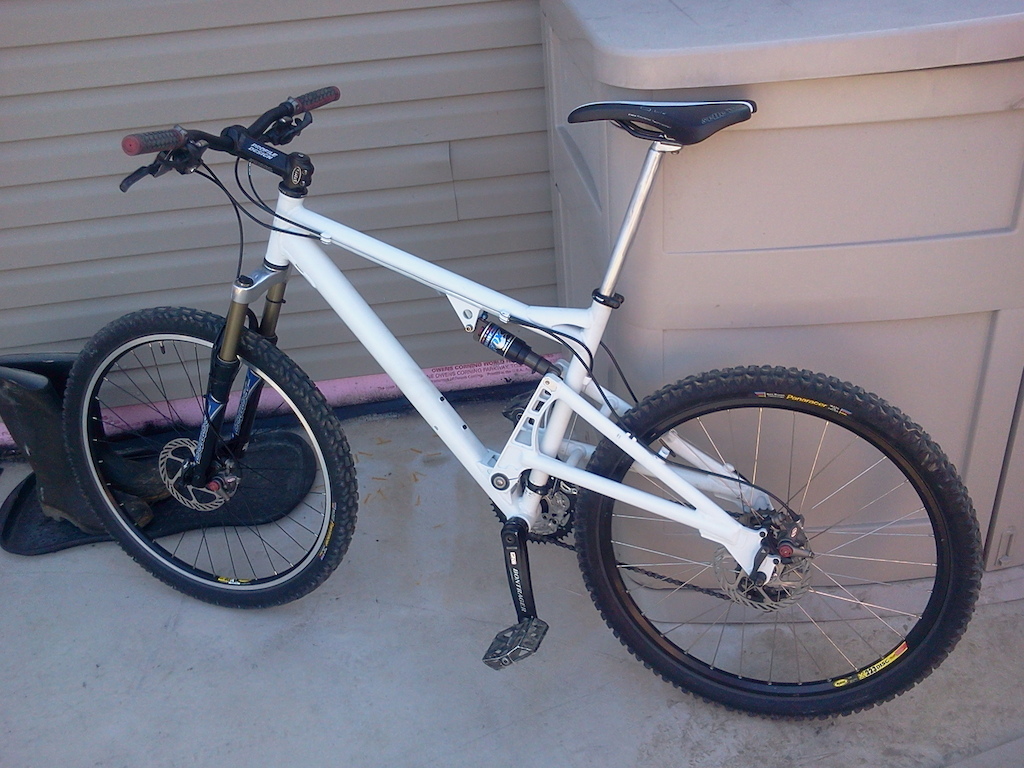 Santa Cruz Superlite. Its new to me and i love. Perfect all around XC bike.