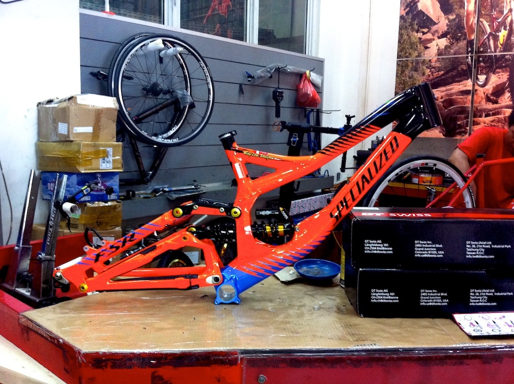 My 2012 TLD edition demo finally arrived today. Will build it up slowly, stay tune