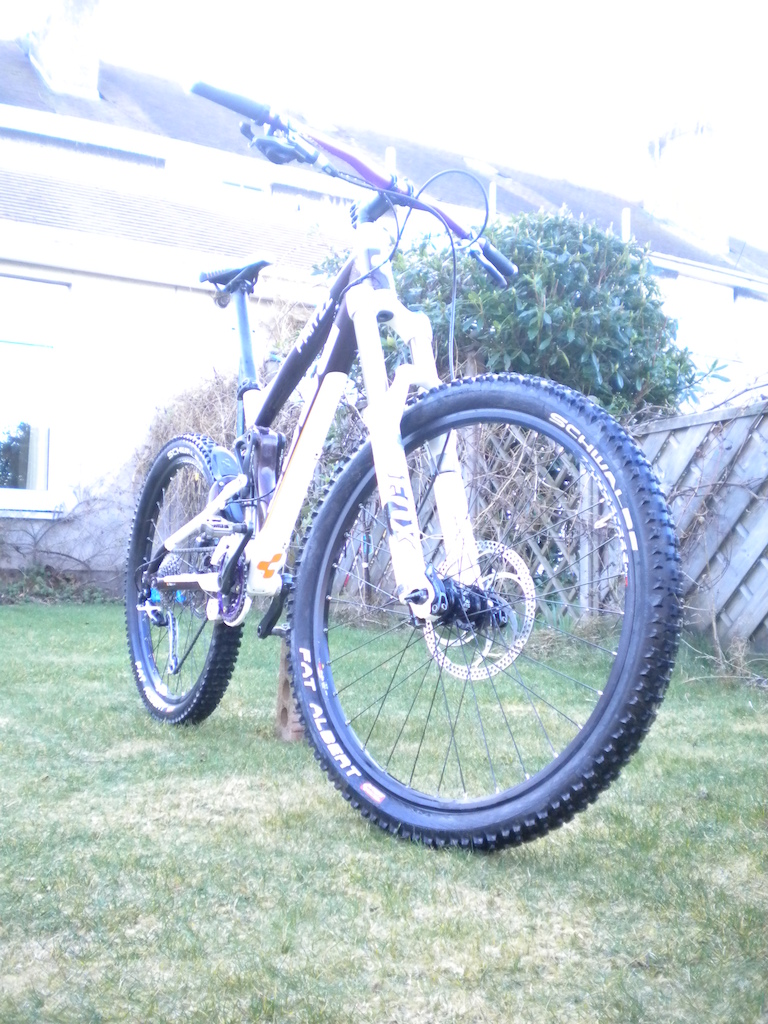 Cube Fritzz RX. New bars- RaceFace Atlas Fr. New chain ring- e13 G-Ring 35T.