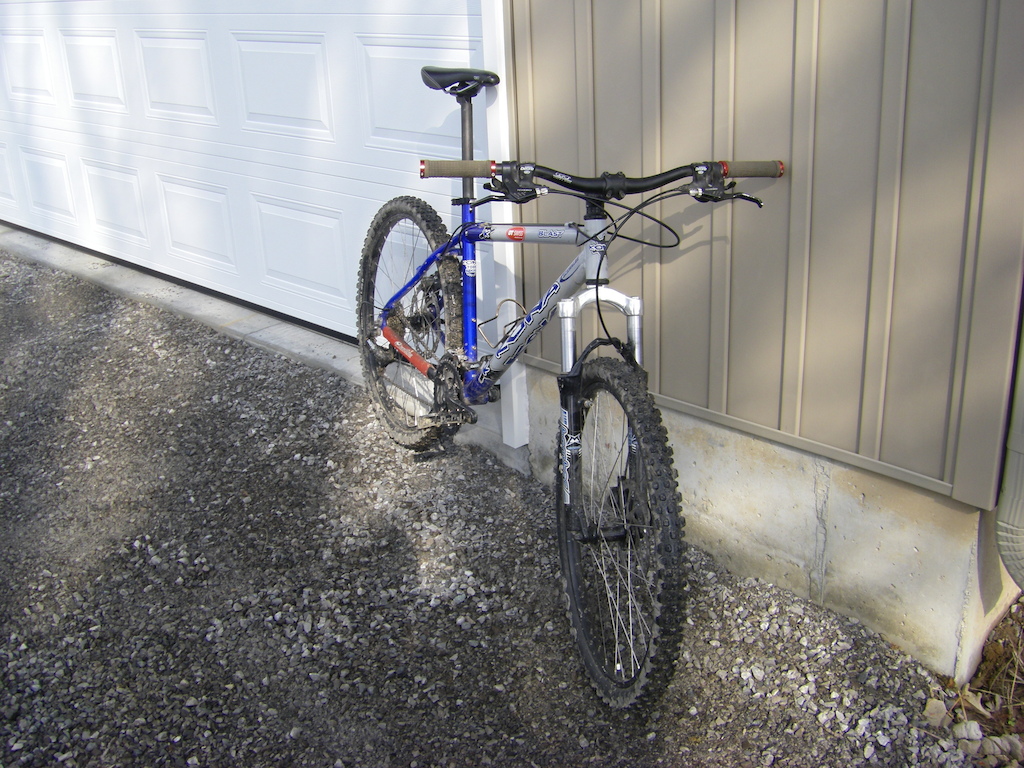 2006 Kona Blast
