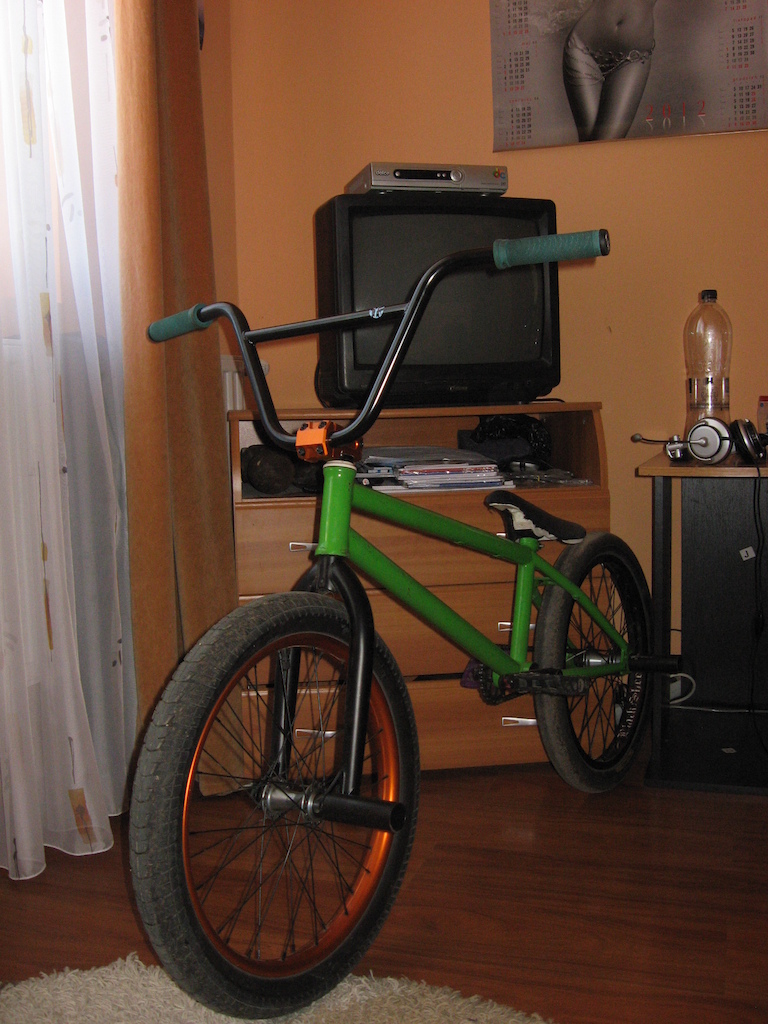 New bars my bike is finishd!