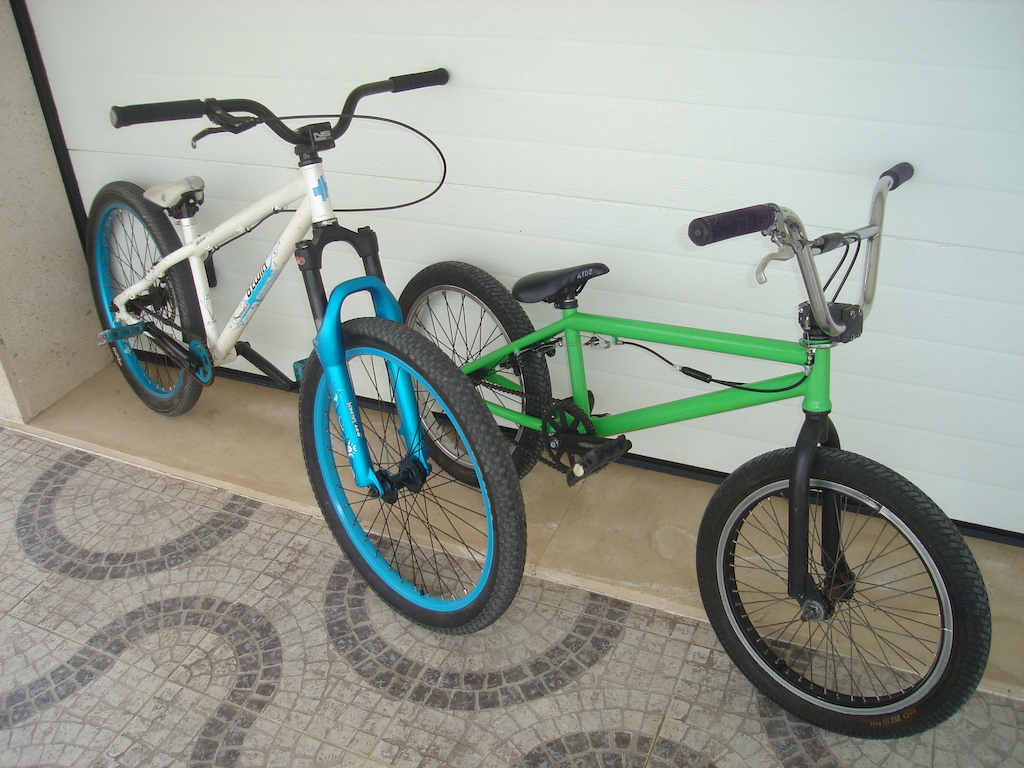 as minha bikes, existe a possibilidade de vender uma visto que so preciso de uma.
