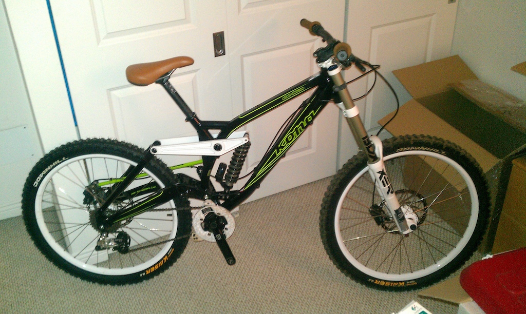 my new bike.
Kona Stab Supreme 2010