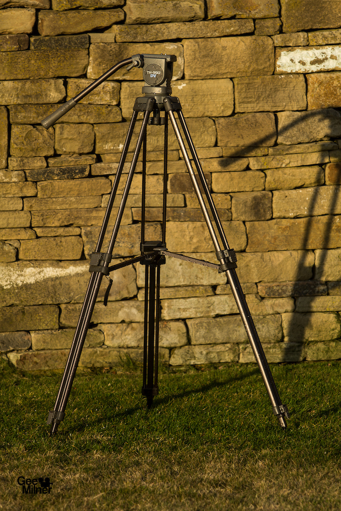 Libec TH-950DV Tripod FOR SALE, INBOX IF INTERESTED