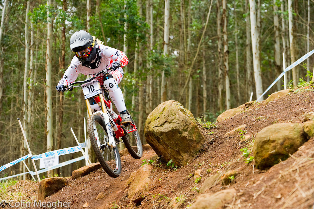 Manon Carpenter had a break through performance today, taking second behind Tracey Hannah at the Pietermaritzburg UCI World Cup DH