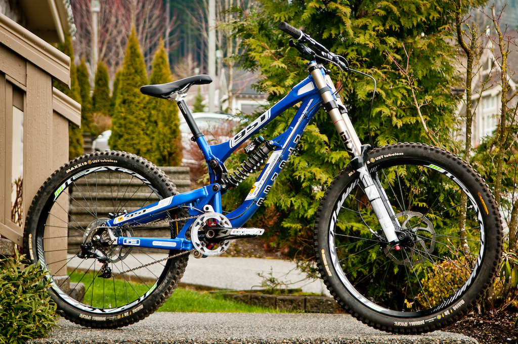 Bryan's 951 for sale

http://www.pinkbike.com/buysell/1048166/