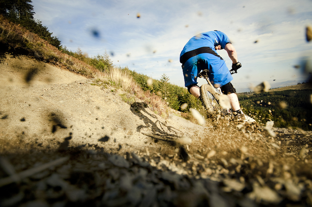 The last shot of the day shooting with Altura high up in the Lake District hills. Whinlatter is a brilliant trail.. super fun, loads of flow and awesome descent after awesome descent. 

A highly recommended trip out. 

samneedham.co.uk

@SamNeedham_couk