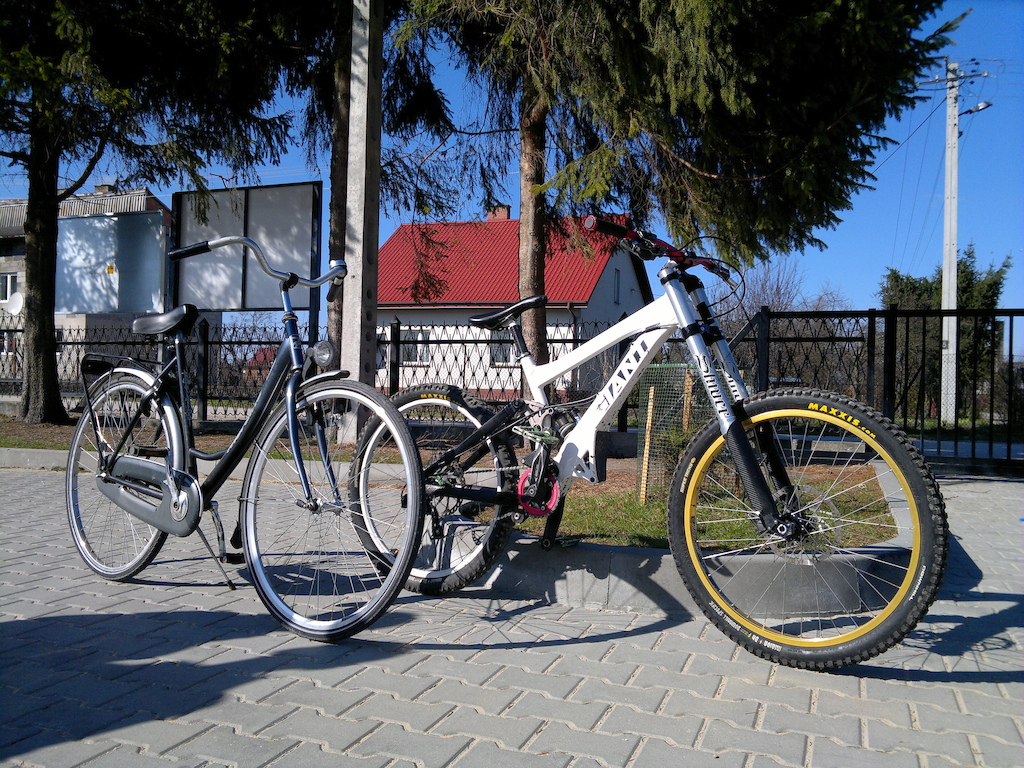 Piękna i bestia :) Budżetowy HT i Full, Giant glory dh, marzoochi shiver, fox van r, hayes nine, shimano slx, dartmoor blizzard, equalizer 29, pivit, reborn fat joint, paco, raceface ride dh, dartmoor sting, maxxis minion dh f r