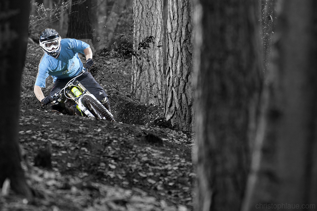 shot taken by Chriatophlaue.com
edited by simon birch aka simon09 :D