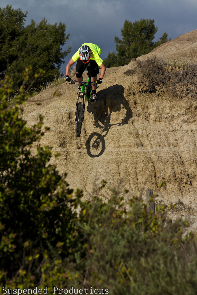Shot a few pics in San Clemente last Sat. Most of these spots I built and rode for the first time. It was a fun day!
Thanks to Cade Van Heel from Suspended Productions.
http://suspended-productions.pinkbike.com/
