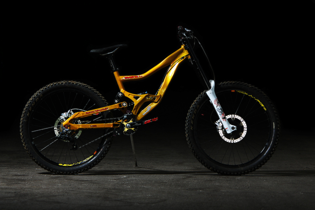 take that bro!

my new frame

rockymountain flatline pro 2008