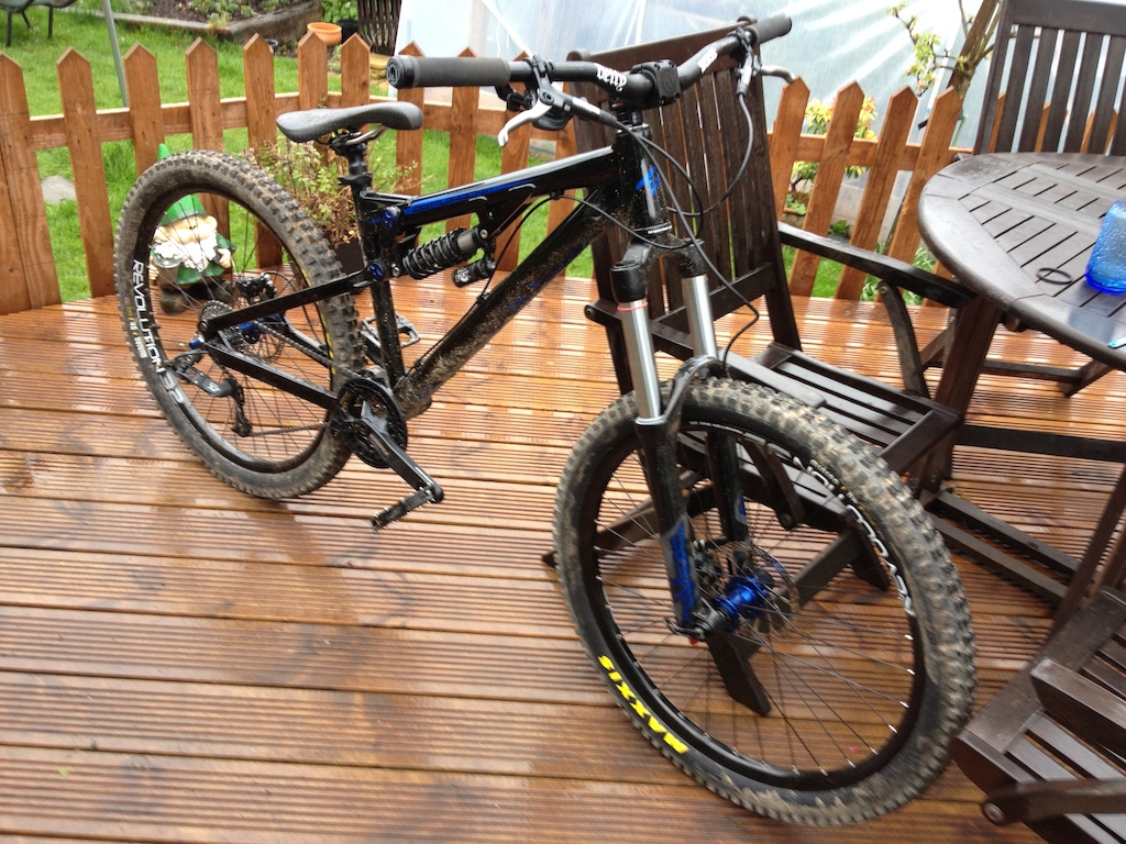 My new Bottlerocket with Deity dirty30 bars and Fantom stem