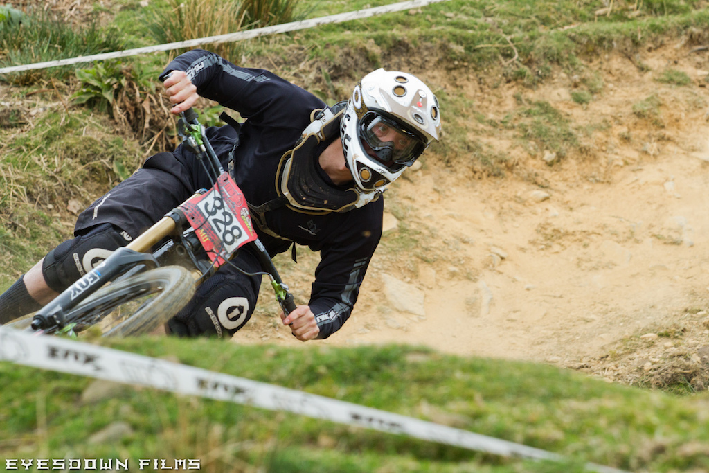 All photos from the weekend can be found here - http://www.rootsandrain.com/race1305/2012-apr-8-mij-1-taff-buggy/photos/?photog=19