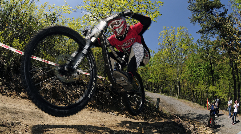 photog about to get clipped by a pedal at 30mph