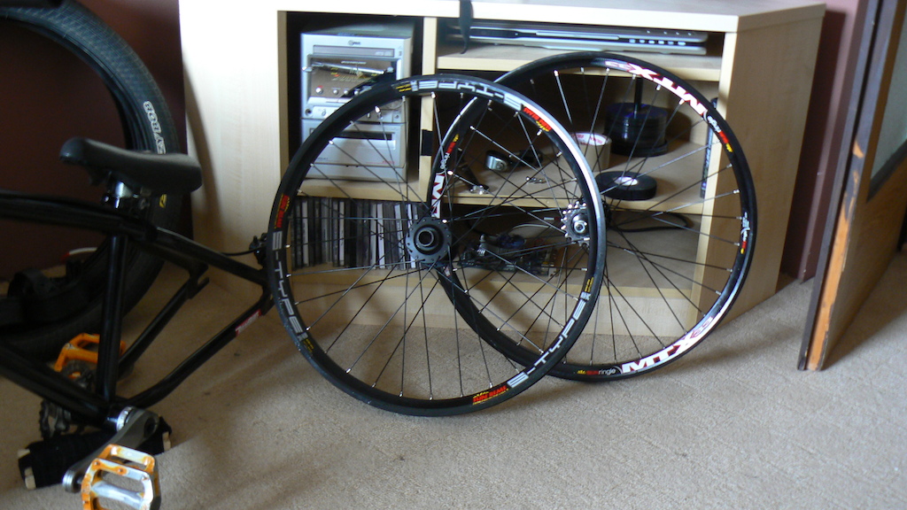 ns bikes suburban 2008 marzocchi DJ2 2007