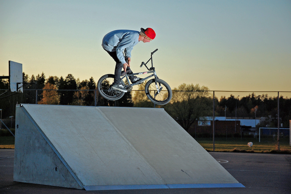 Fredrik throwing them bars!
