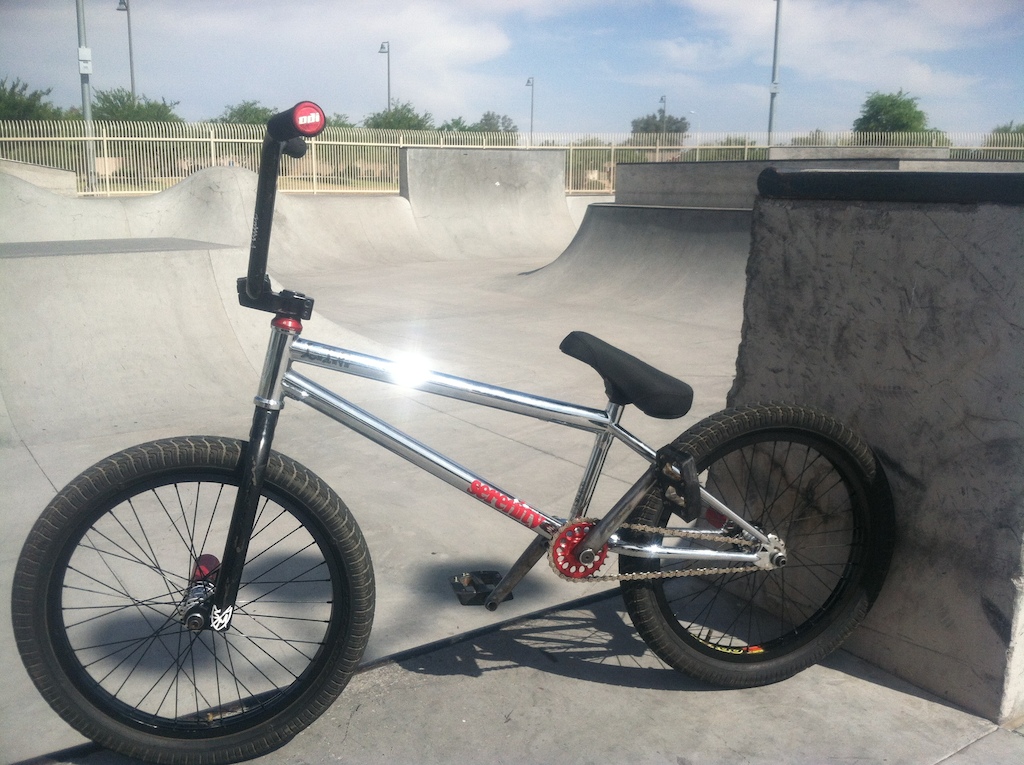 quick run down
s&amp;m ltf
profile hubs, odyssey hoop
profile cranks, primo bars

any questions, ask.
