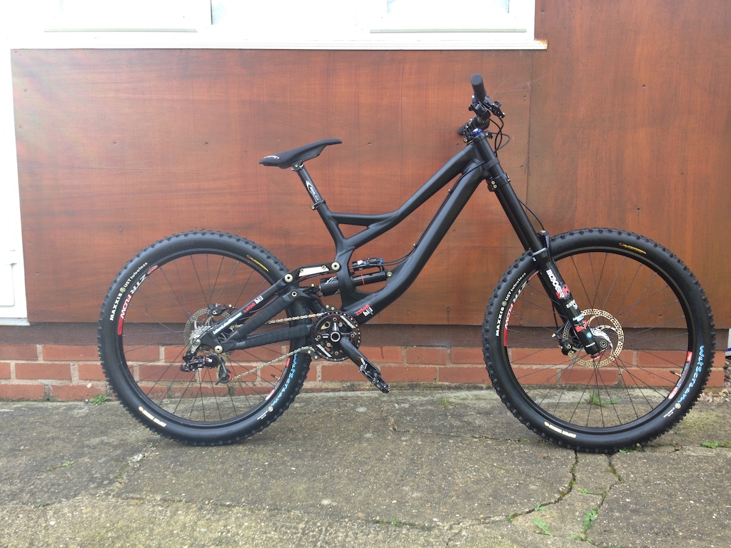 My spesh demo, thinking it need black bars now, 35.02 ibs, perfect