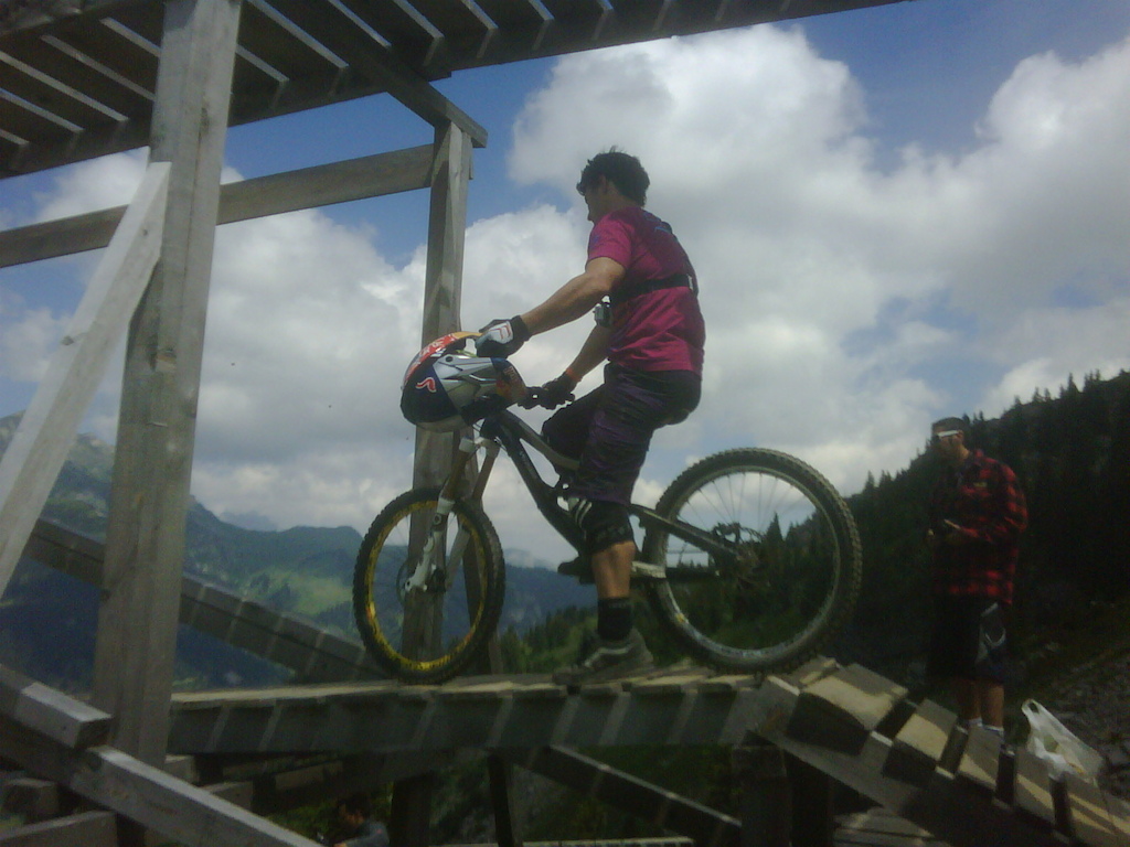 Bearclaw. Chatel Slopestyle practice day