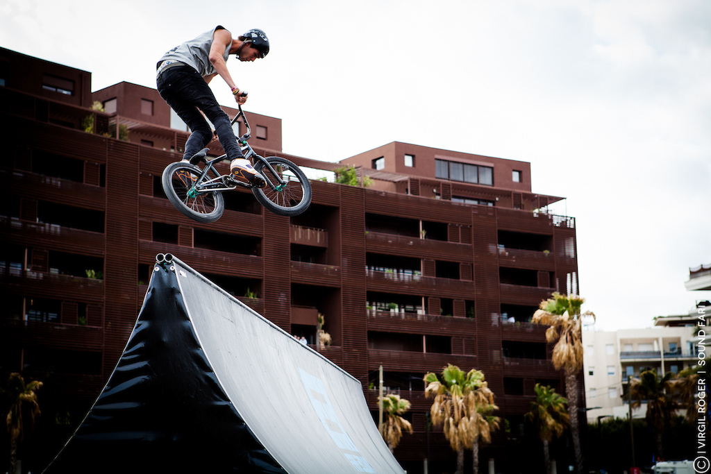 The BMX Spine trainings at the 2012 Montpellier FISE