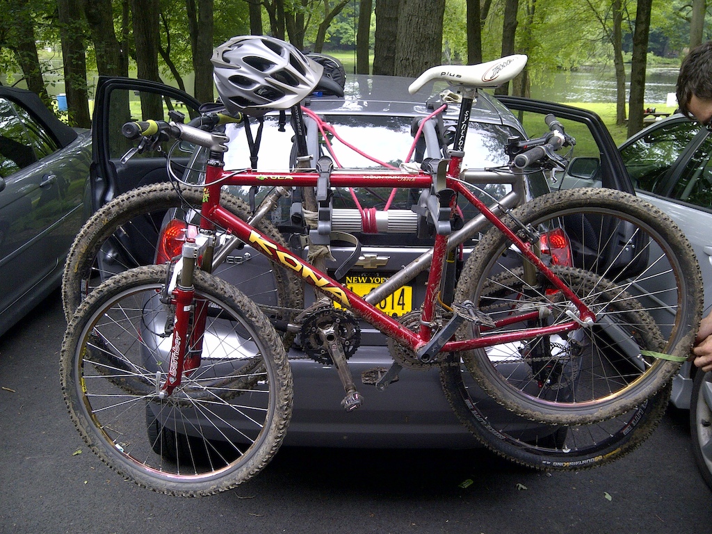 on the rack after the ride nice and muddy.