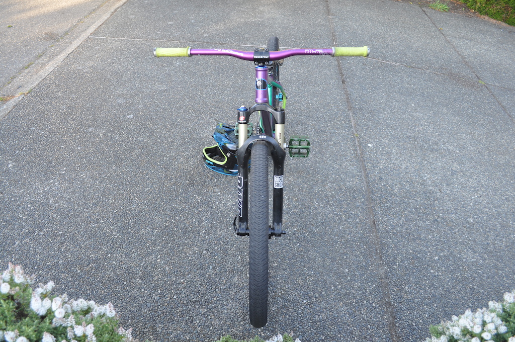 got the riot back. Thanks Matteo. Should I leave the atlas's on or put the green chromags on