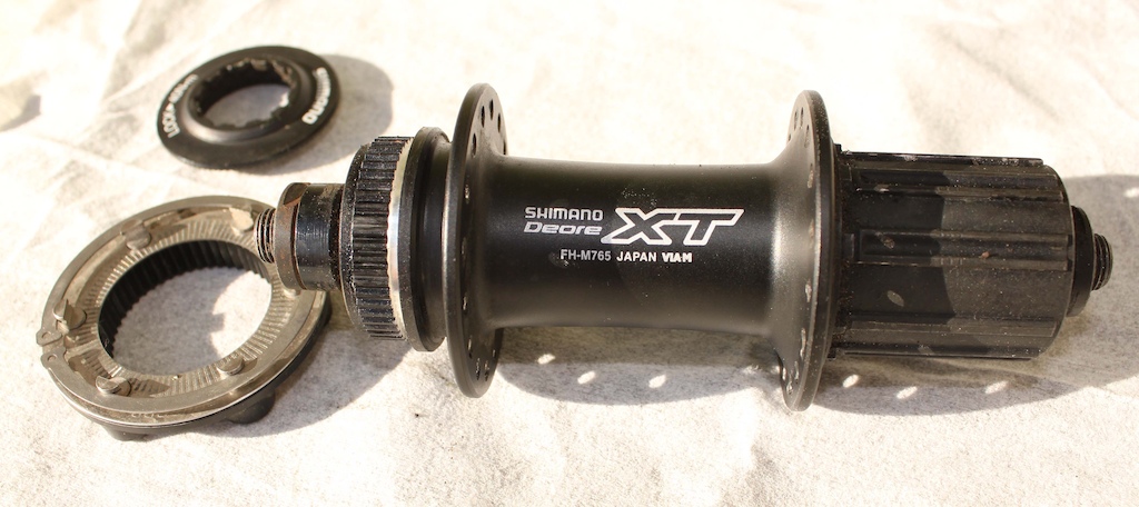 Shimano xt rear hub