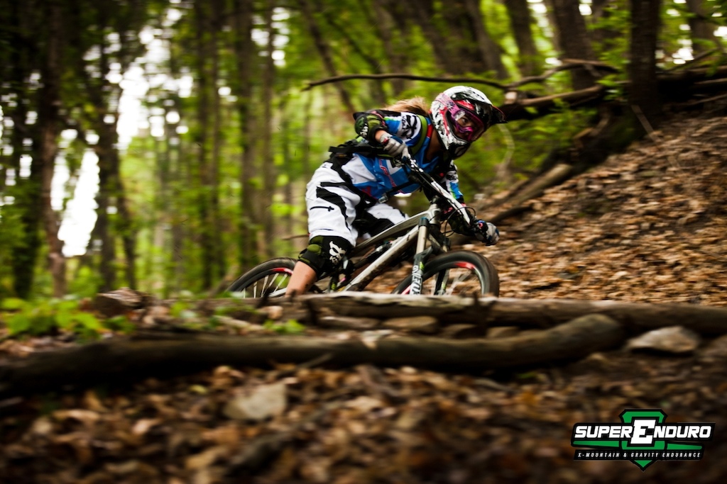 Isabeau Courdurier, team Massilia Bike, on the last stage of the Superenduro round3 in Pogno, just before the victory in the female category,