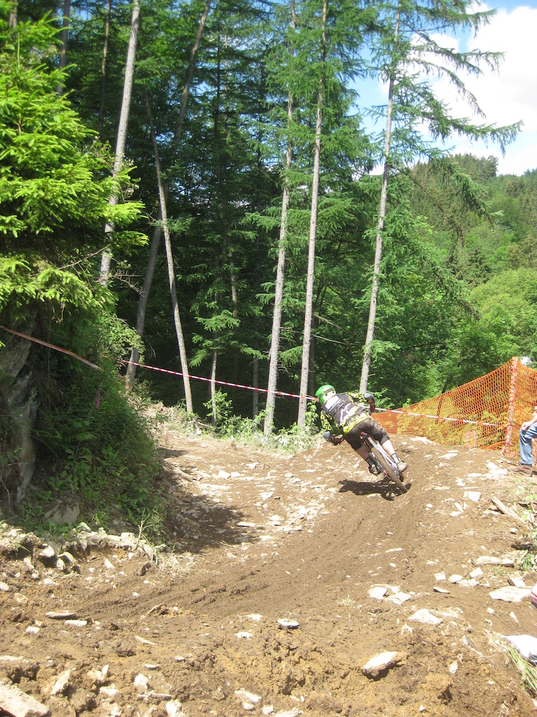 nissan downhill cup 2012