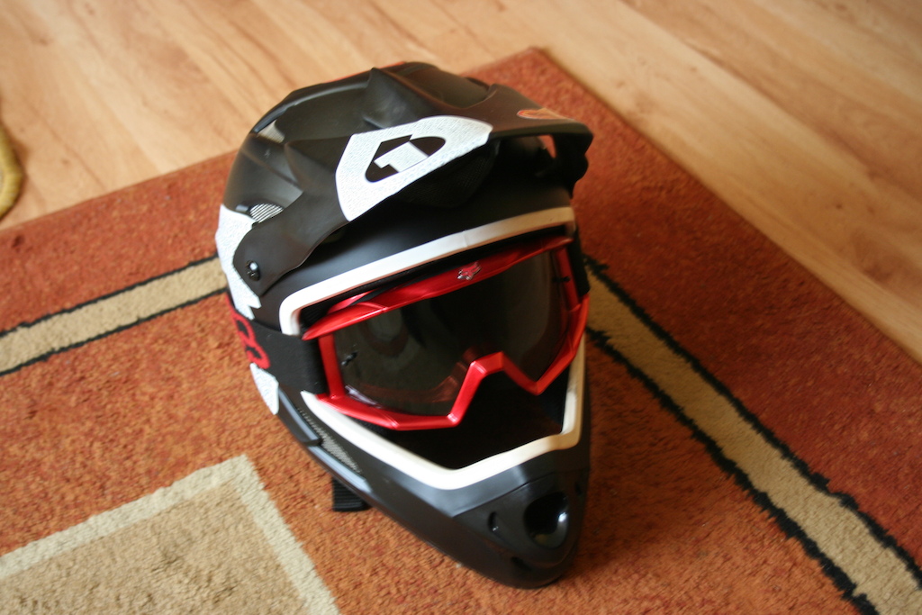 My new helmet 661 Comp II + Fox Main Red