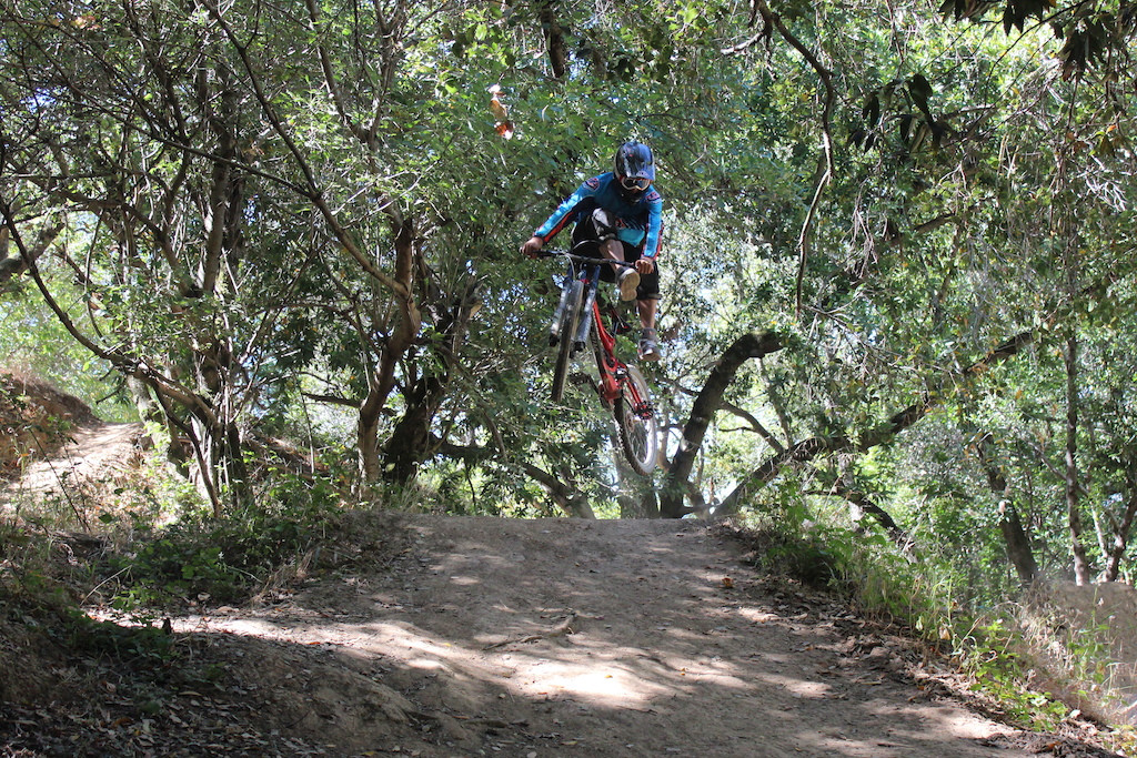 Sequence Shot 2. No Foot Can On The Demo