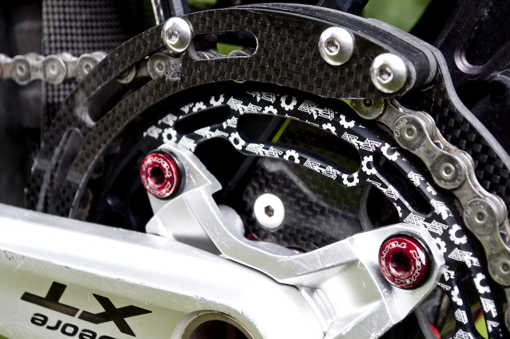 Weeze chainring
Dodek bike service- carbon chainguide