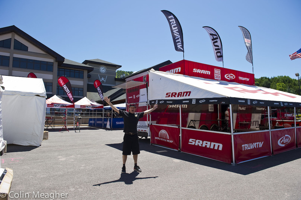 Santa Cruz Syndicate Pits should be right about...here Dougie Fresh wondering where the rig is.