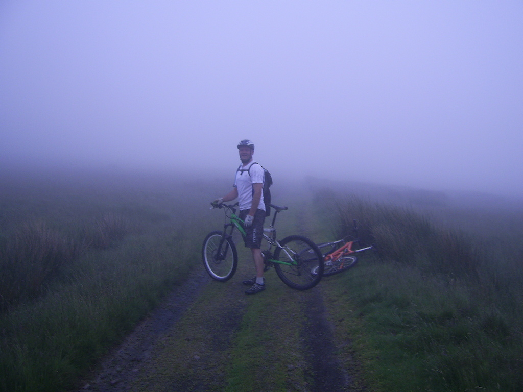 Into the clouds.  Visibility down to 3 metres after this point.