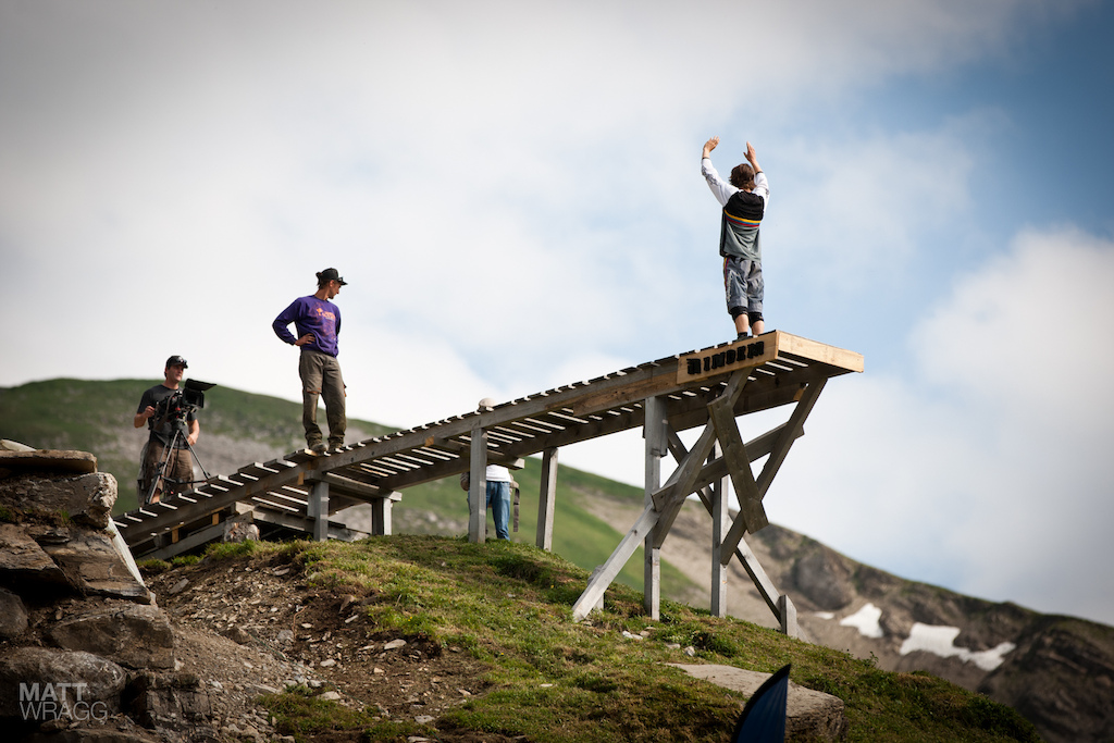 Chatel Mountain Style 2012 Track Walk