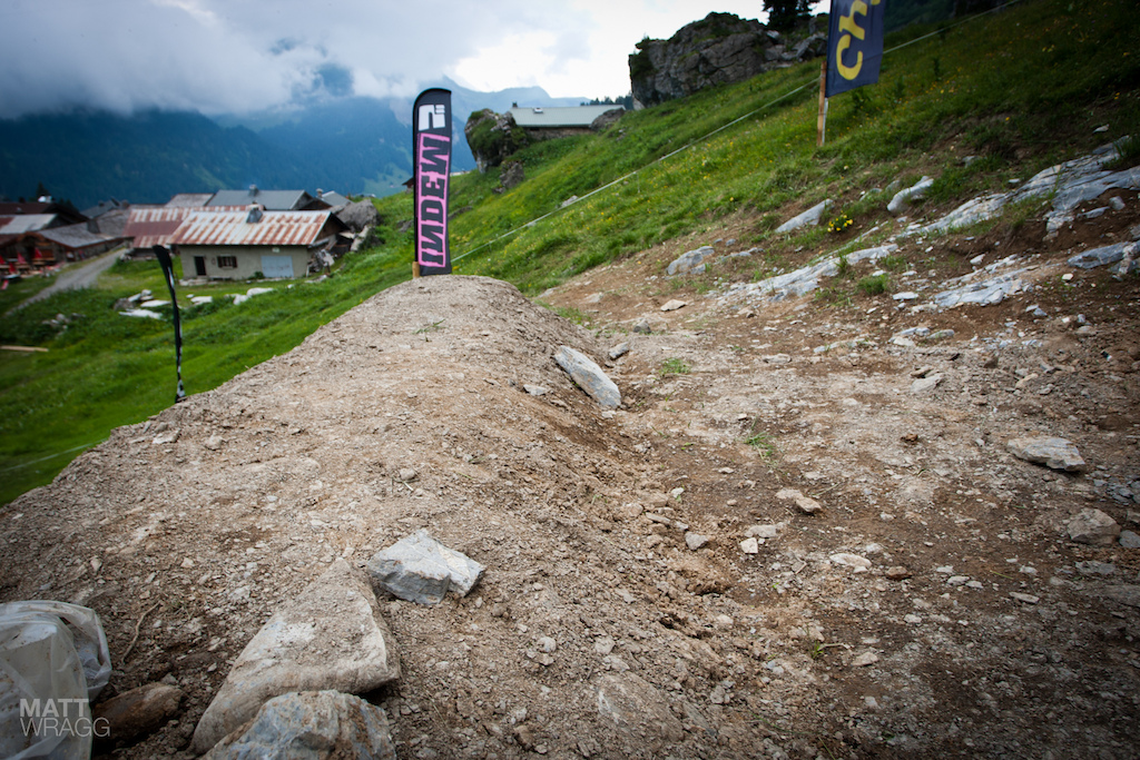 Chatel Mountain Style 2012 Track Walk
