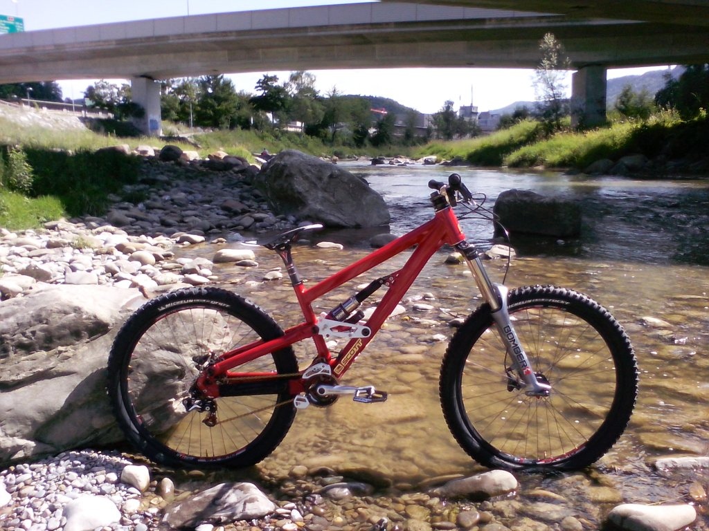 Microdrive Complete: Middelburn RS7 ISIS with 30T directmount chainwheel.