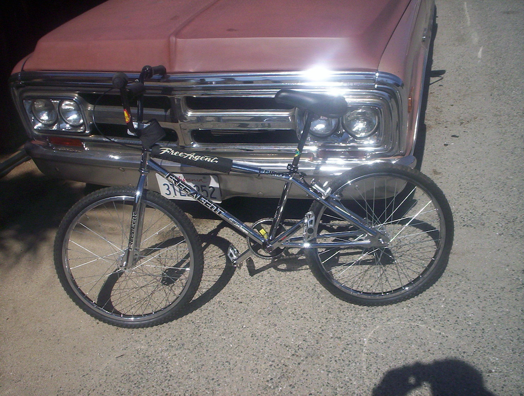 This is a full on Race bike built by me over the last 5 years.I'm more of a Chrome freak so here is one for all you kids and guys that are trying to build one like this If you can go on Ebay you can buy most of the parts  on here I might be willing to sell the frame its made for a 6'4 or taller guy
