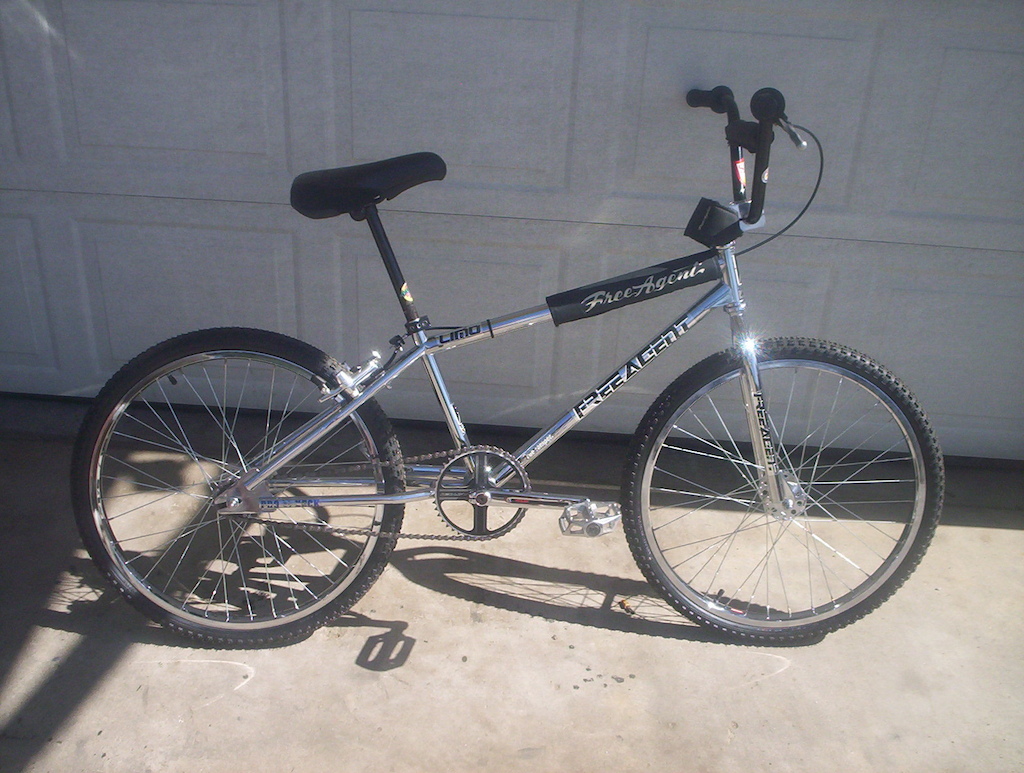This is a full on Race bike built by me over the last 5 years.I'm more of a Chrome freak so here is one for all you kids and guys that are trying to build one like this If you can go on Ebay you can buy most of the parts  on here I might be willing to sell the frame its made for a 6'4 or taller guy