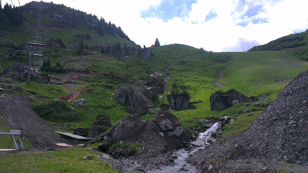 A shot of the Chatel Mountain Style Course
