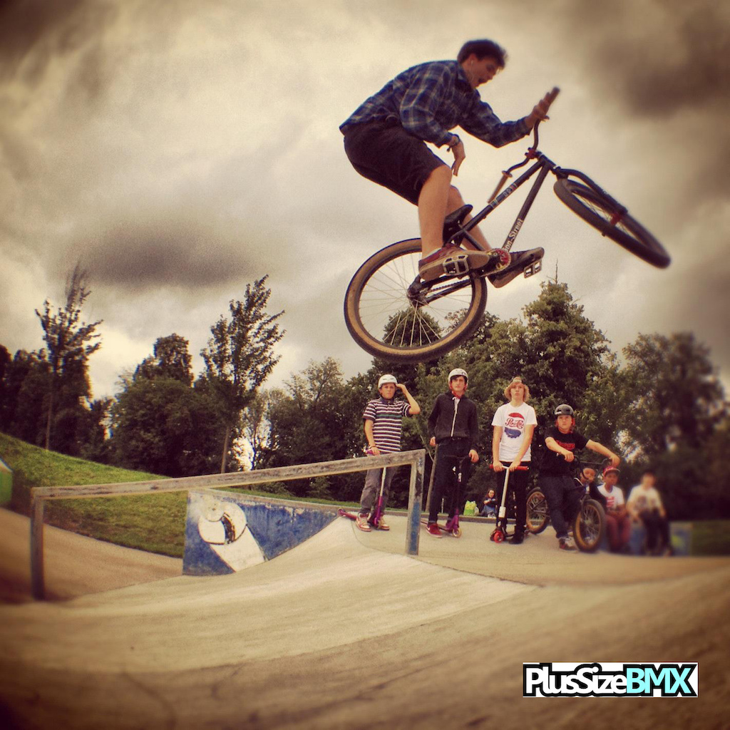 Up-rail to barspin