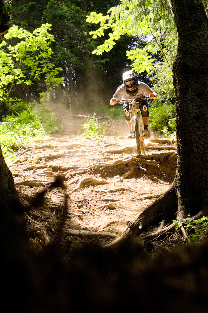 One from the archive from morzine which I liked, love the dust on this one.