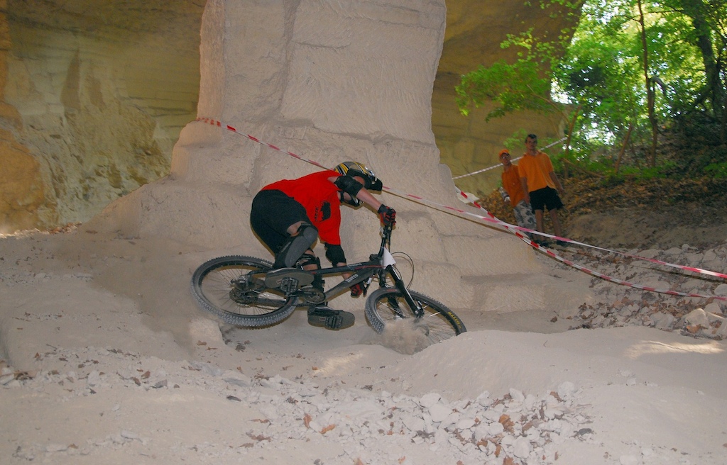 In the cave

Race hosted by: SubZero and Fanatic
Location: Rakovac, Serbia