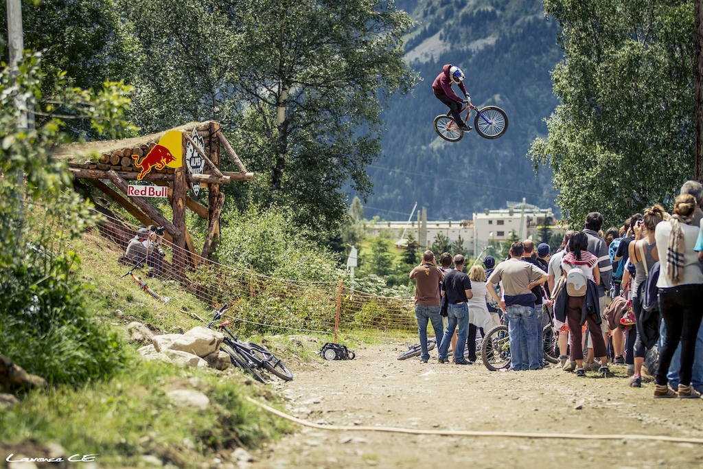 Gapping the Redbull Road Gap - Laurence CE - www.laurence-ce.com