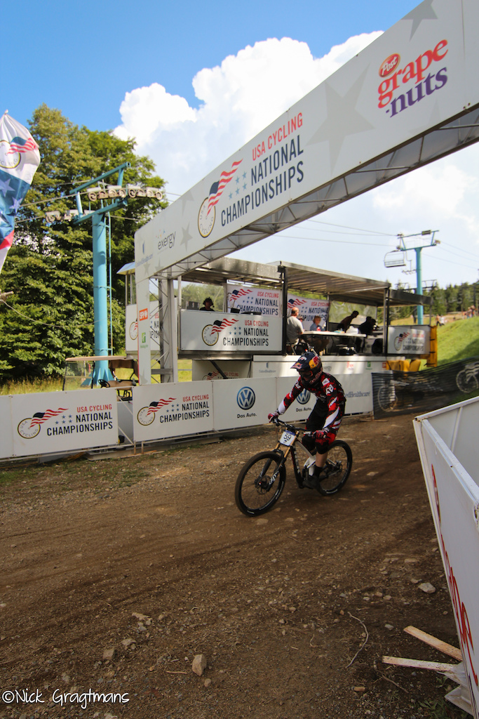 Aaron Gwin rolling in with a 2:09.99 making him 2012 USA Downhill National Champion over Neko Mulally!

2012 USA National Championships!

© Nick Gragtmans